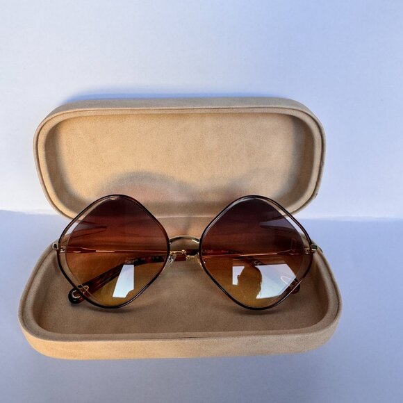 Chloé Poppy Diamond-Shape Sunglasses (CE159S) – Made in Italy - Picture 2 of 5